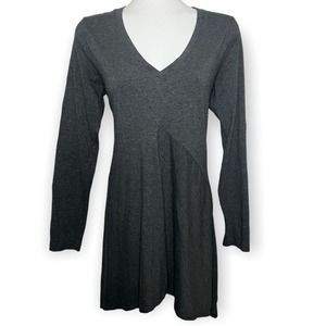 Cabi Women's Heather Gray Shark Bite Hem Tunic Top Style # 250 V Neck Sz Medium